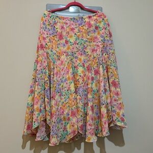 Floral🌸💐 Flowy Skirt